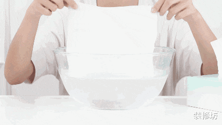 建议:卫生间再大,也别装毛巾架,学学年轻人的做法,干净又卫生