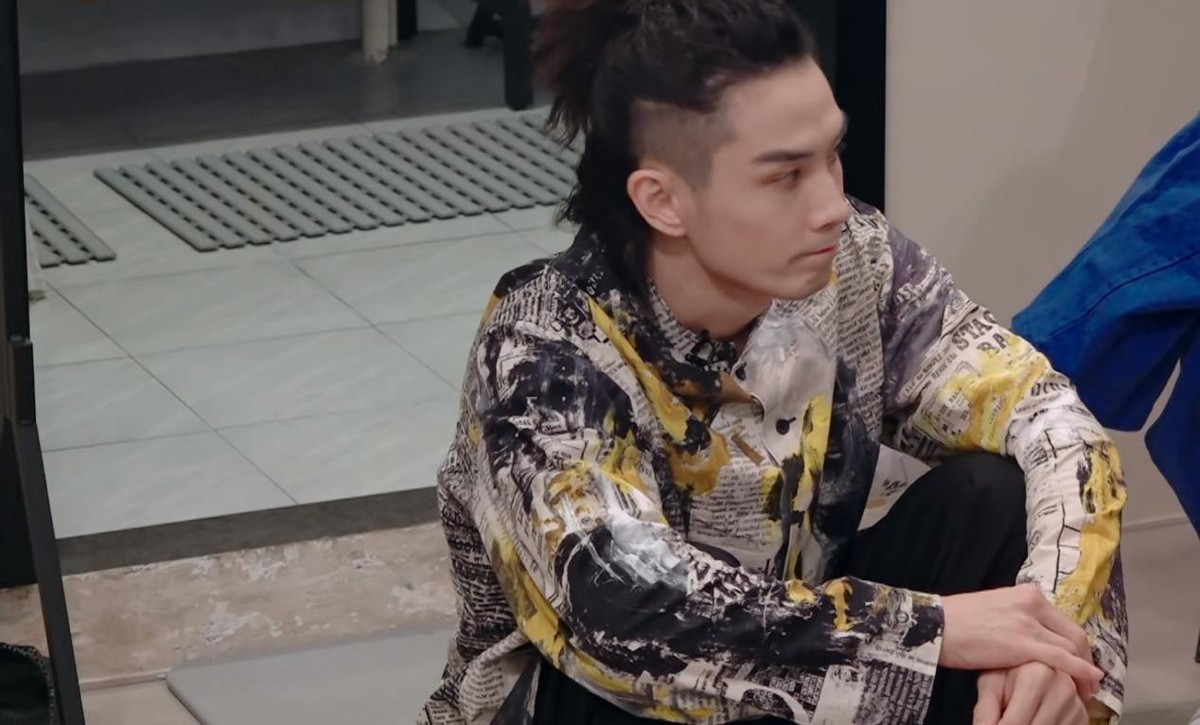 陈小春|《披哥2》五公分组，节目组“偏心”陈小春，2个细节太明目张胆