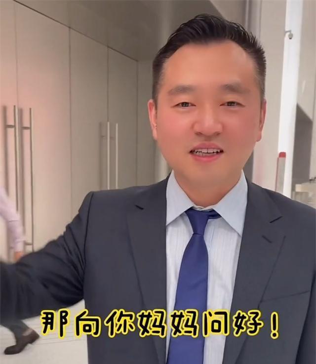 孔令辉|孔令辉近照发福严重，47岁发际线后移显老态，参加活动有望回国乒