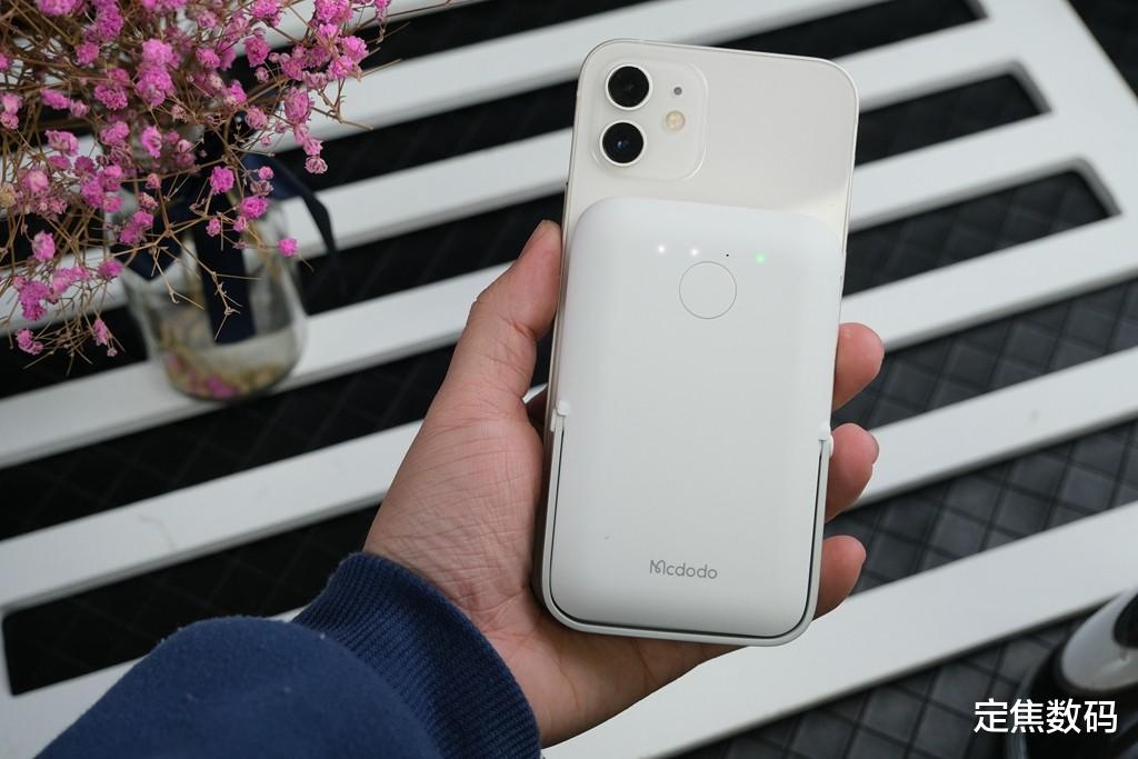 索尼|价差6倍!第三方“外接电池”能媲美原装吗?麦多多摩卡系列评测