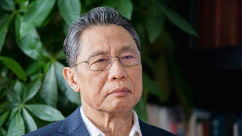 医学家提出设想：新冠病毒或将继续进化，传染性增强但毒性会减弱