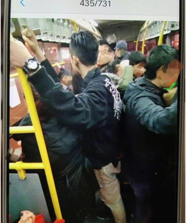 王鹤棣7天涨粉破百万!素人时期地铁照都被扒!站姿超圈饭!