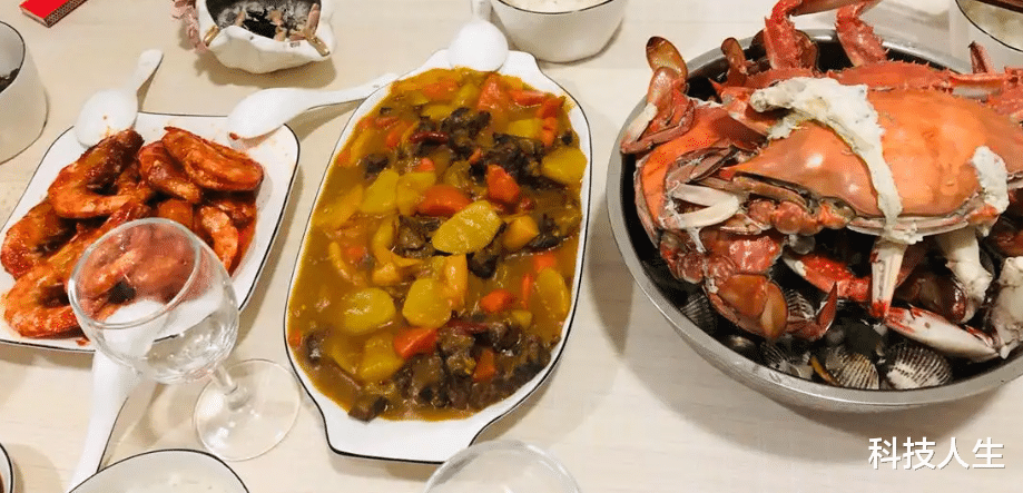 河北一女子,在饭店“倒茅台”就年入百万,真相来得猝不及防