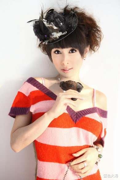 小三|歌词明明很毁三观，当年却火得一塌糊涂，这些歌现在越听越不对劲