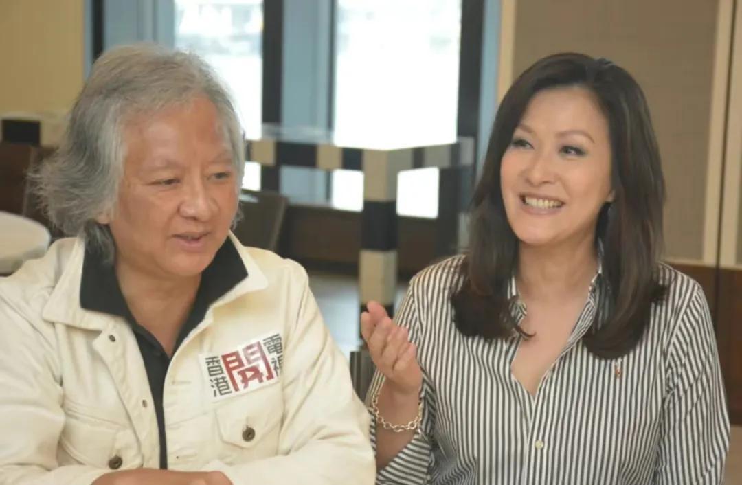 陈慧珊|陈慧珊：两段婚姻三个男人，嫁大11岁经纪人，36岁当母亲也能幸福