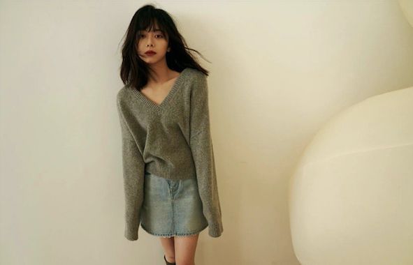 陈钰琪|谭松韵也太少女了吧？拍慵懒写真娃娃脸占优势，31岁好似小姑娘