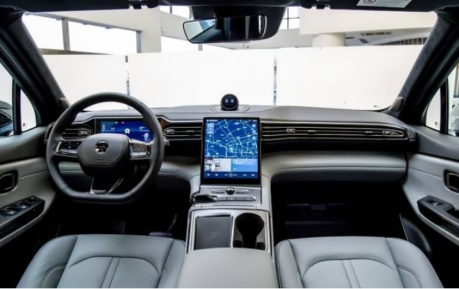 特斯拉|新能源汽车哪家的语音智能最好？特斯拉说：你们玩别带我！