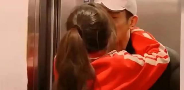 陈乔恩|娱乐圈6对姐弟恋，陈乔恩艾伦综艺牵手，陈晓陈妍希因戏结缘