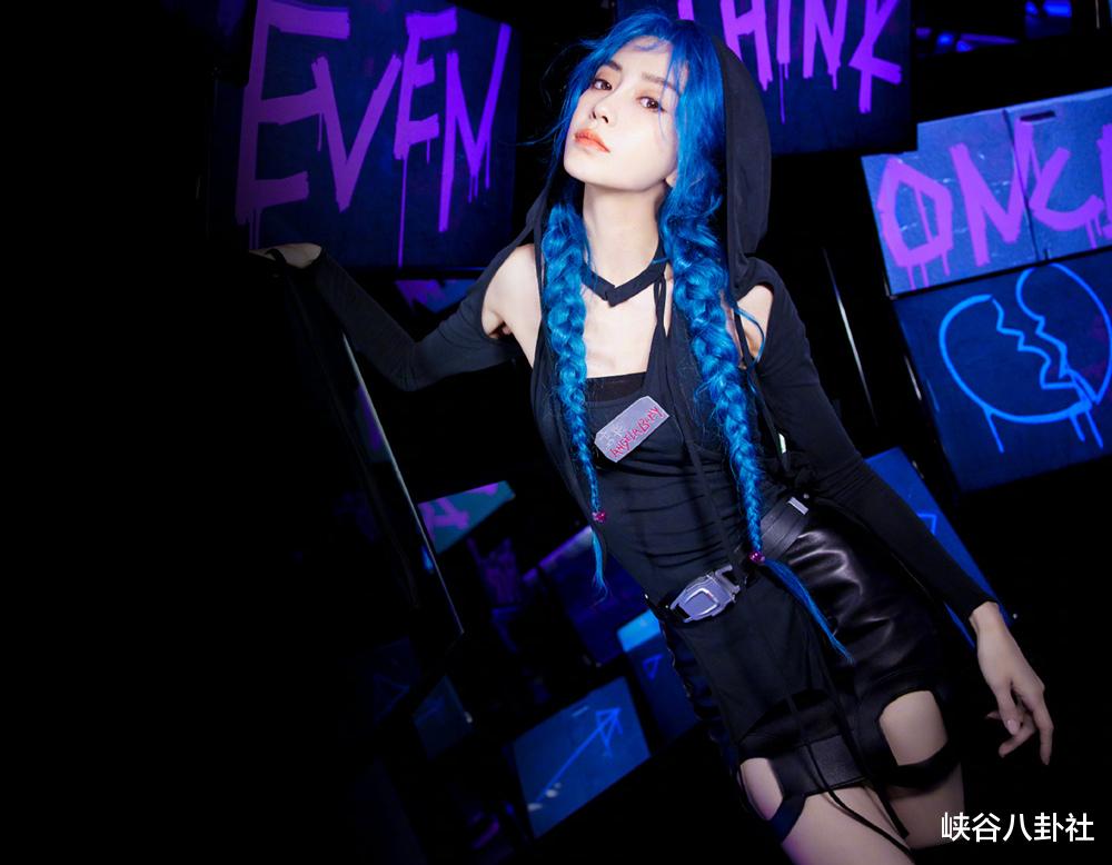 Angelababy|Angelababy又一绝美大片，宛如金克丝本尊驾临，新春国风太赞了