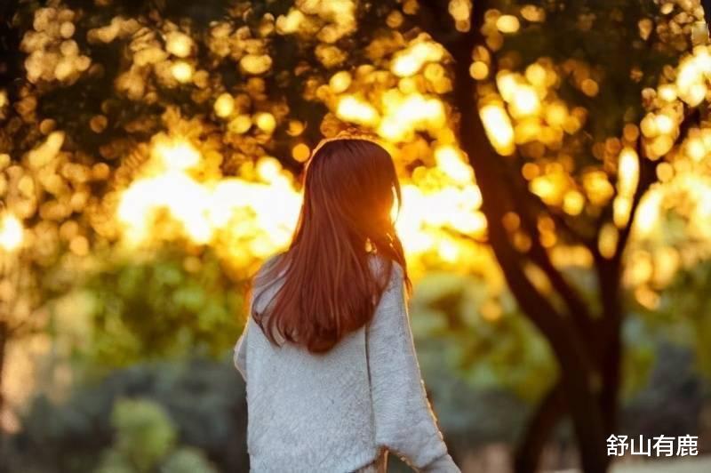 春夏穿搭|单位里面，经常说这些话的人，其实“人品”很差，再熟也要疏远