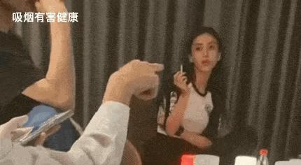 Angelababy|baby抽烟视频被曝光,店家迅速发文道歉,称会追究前员工法律责任
