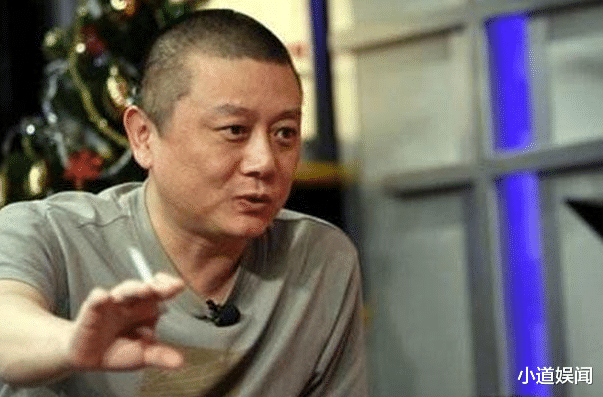 王朔|“朔爷”与姜文芒克聚餐，鬓发斑白，五官变慈祥！多张近照曝光！