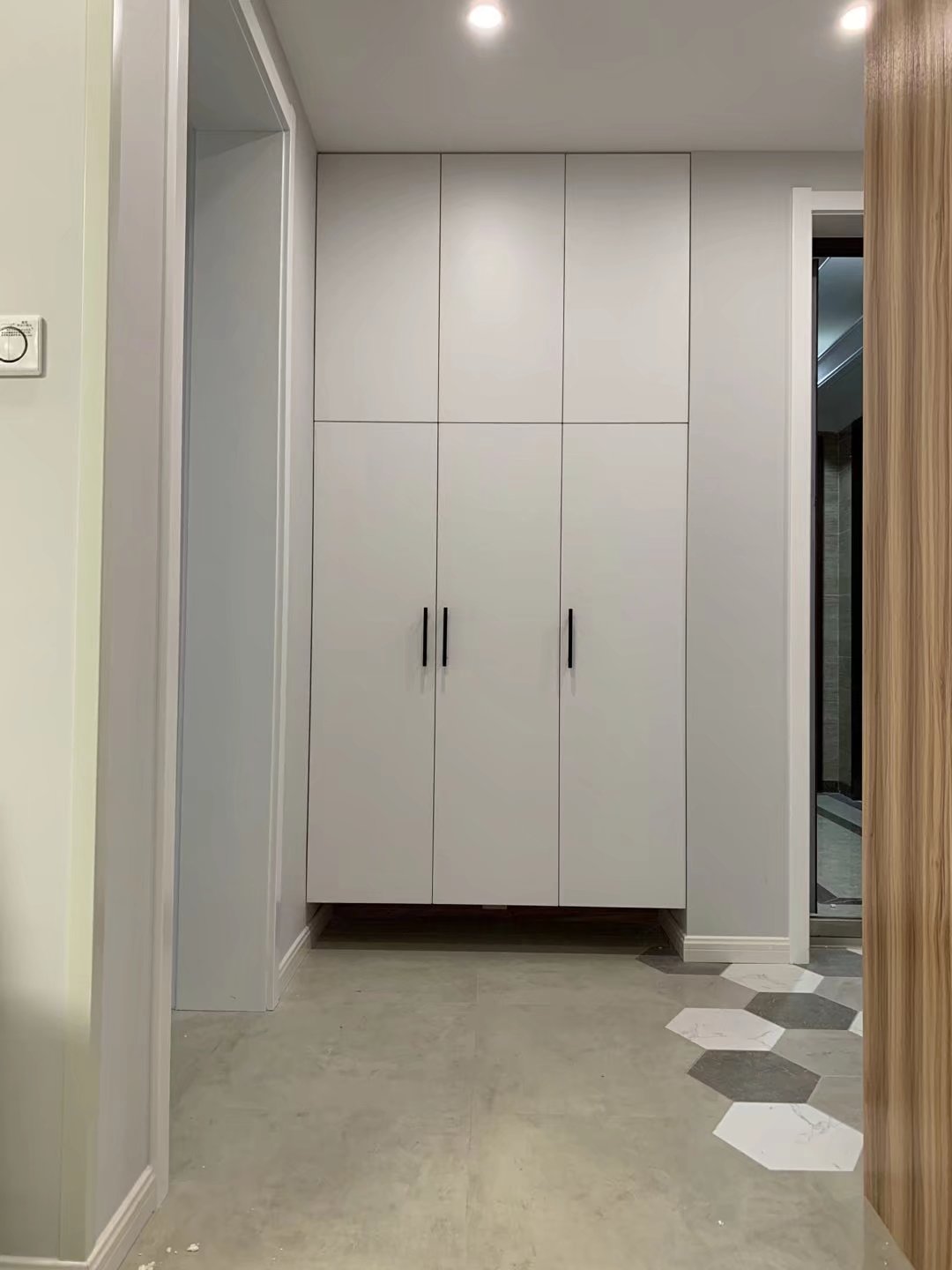 柜门拉手几种的设计，在风格与使用上，有何不同？