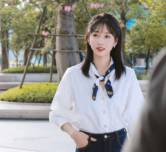 宣璐|宣璐汪卓成再合作!《白日梦告白书》职业装好飒,笑容梦回师姐!