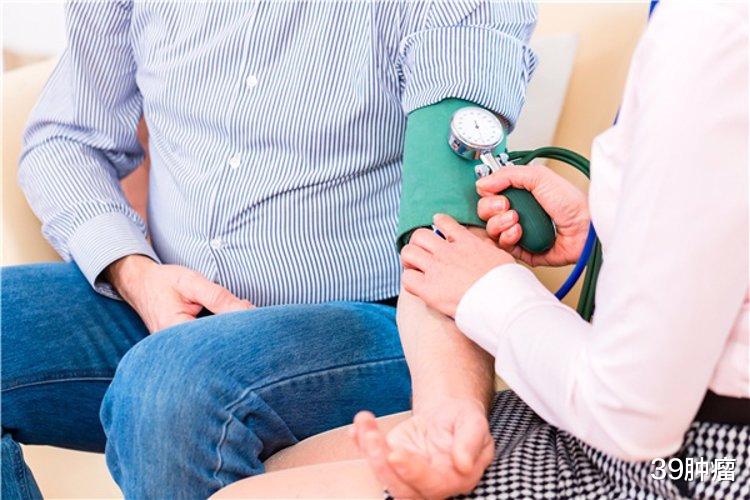 饮食|突然爱吃盐,是怎么回事?别以为只是变口味,还可能是疾病信号