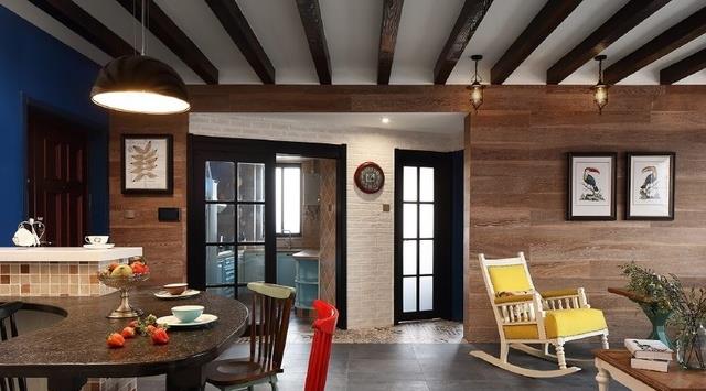 128㎡老公寓改造成美式工业风，闺蜜进门都找不到电视