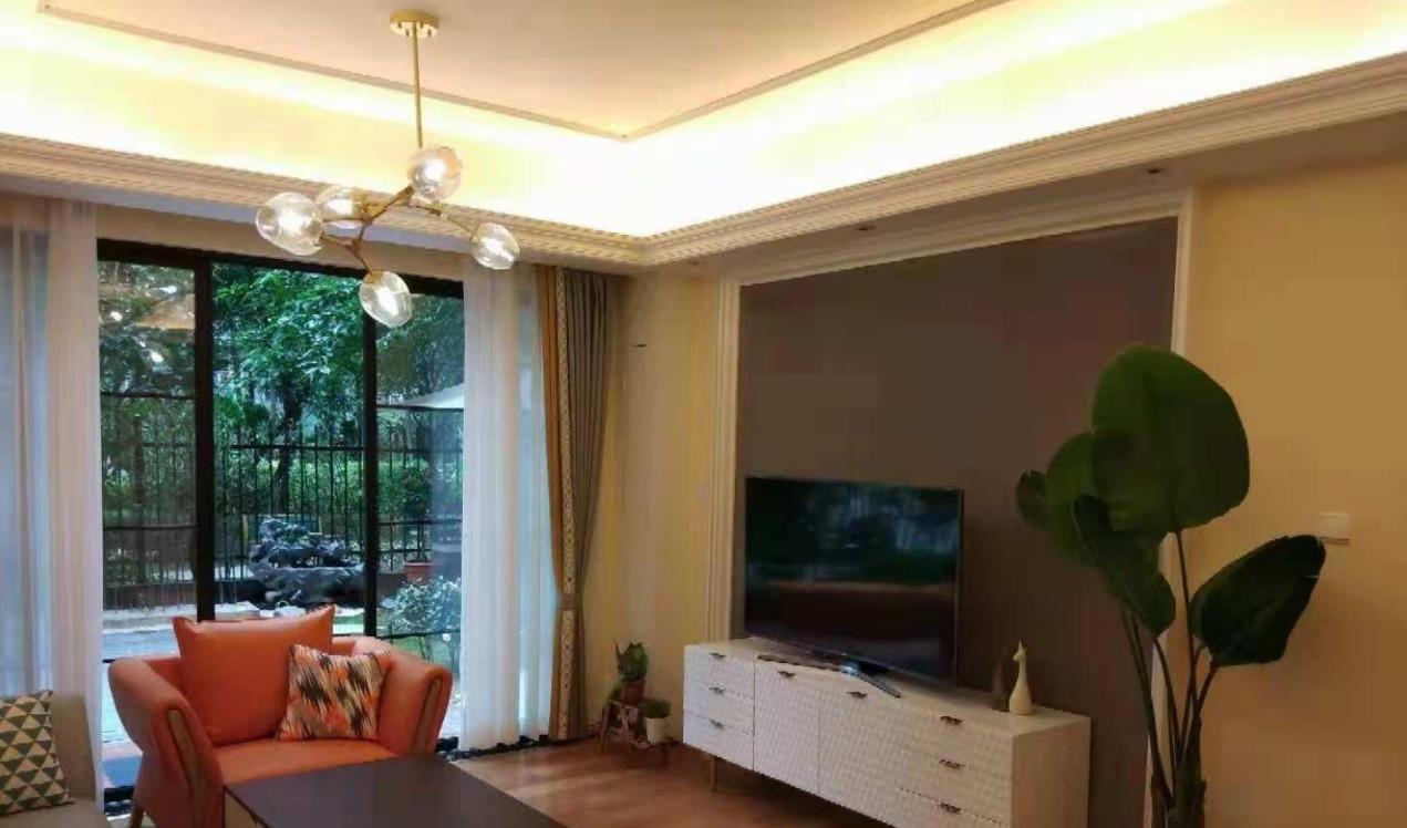 买一楼房子被嫌弃采光不好,装完都抢着搬家,尤其带的花园太美了