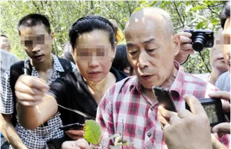 1999年“神医”胡万林被捕,医死200多人,庭审现场称:师承女娲