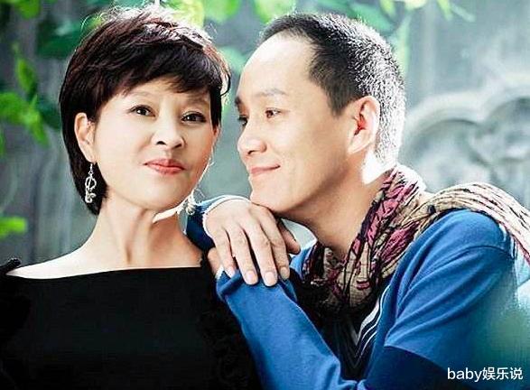 冯远征|冯远征：因爱娶大8岁梁丹妮，因爱选择丁克，因爱29年只爱一人