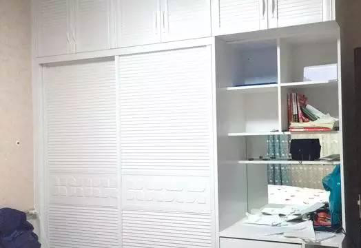 农村小伙自建别墅,盖房仅花25万,但装修却花费近百万!