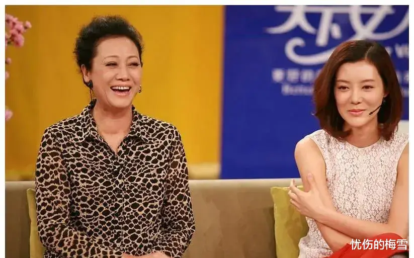 王丽云|一级演员王丽云，直播带货：“2000块的火箭都不给我刷，你们真抠门啊！”