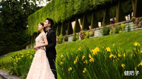 杨幂|参观高圆圆住的豪宅,室内布局既文艺又舒适,不愧是清纯女神