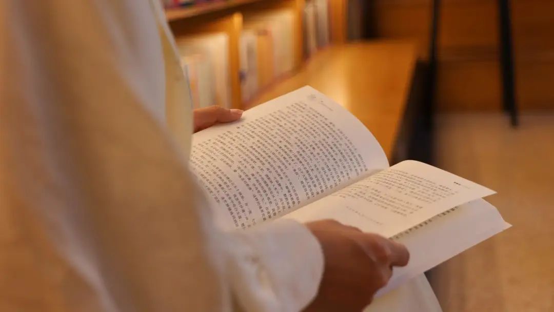 刘军|解封了，却收到不用上班的消息，疫情下的打工人比你想象的难！