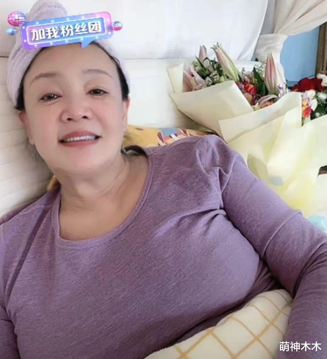 张兰|张兰复阳了?本人直播做抗原力证状态好:造谣的赶紧撤了吧