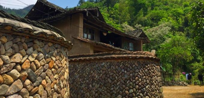 浙江省|浙江深山中的秘境，鹅卵石堆砌而成的千年古村落，宁静平和且古朴