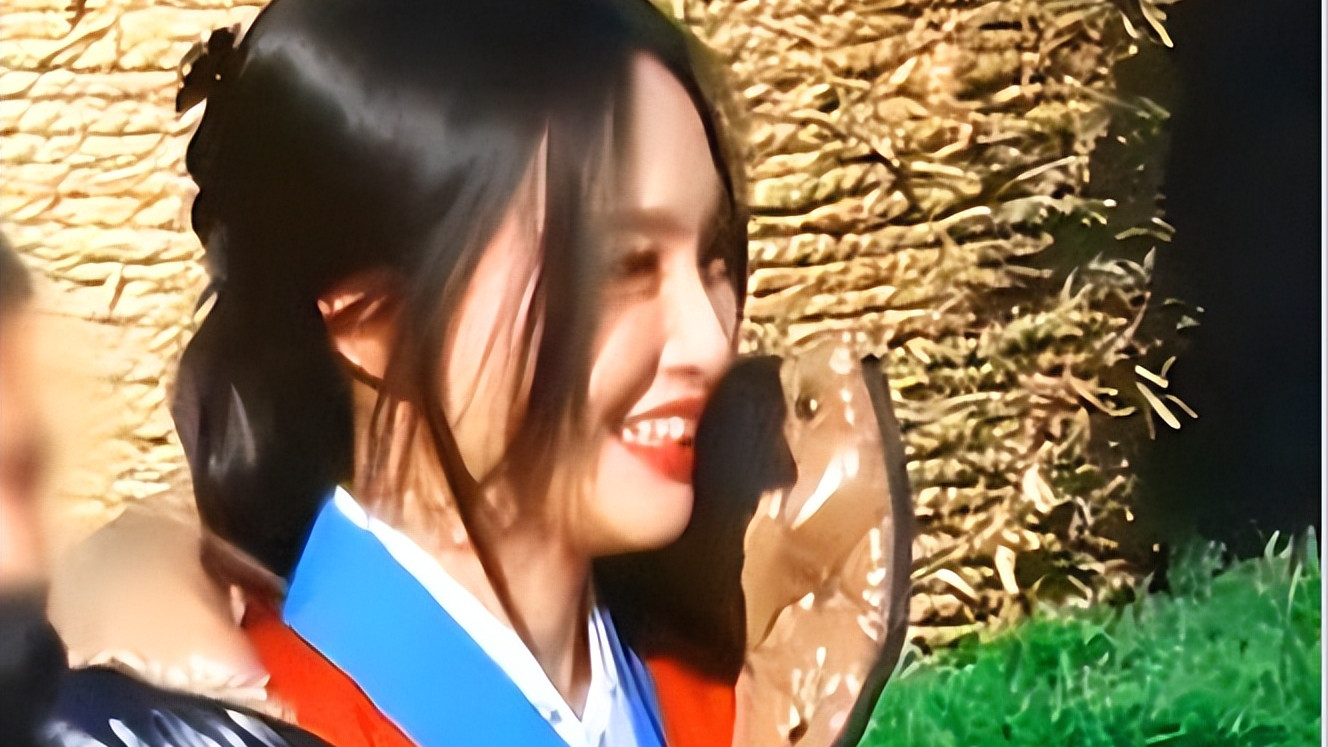 唐嫣|唐嫣：我真的挺有综艺感的，不信6号来节目看看哦