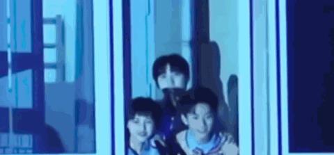 张子枫|张子枫恋情爆上热搜!网友:怎么不是吴磊