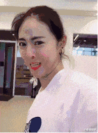 “新房子有这么个角落，该怎么装修？”网友：这是庙吧？哈哈哈