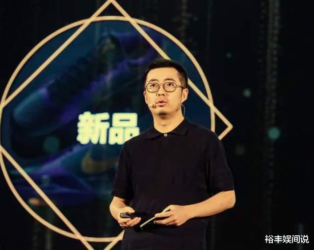 张大奕|网曝张大奕被求婚成功！现场画面唯美且浪漫，男友疑似为富二代