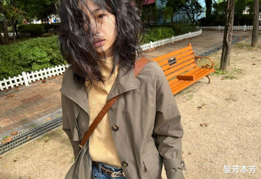 Vogue|打破东亚人历史登上美国《VOGUE》封面，全面开挂的她凭什么？