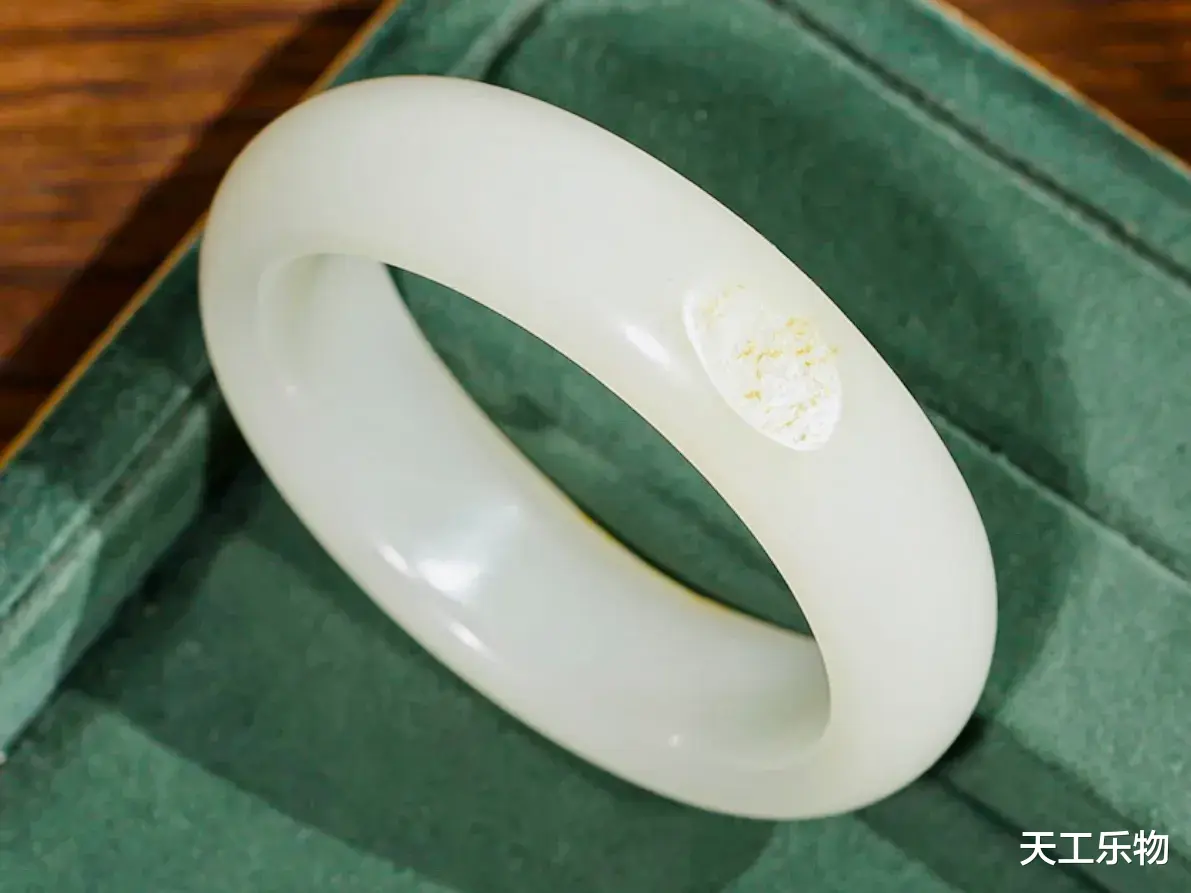 |赏玩、收藏、传承！不同需求的玩家应该选择哪种和田玉？