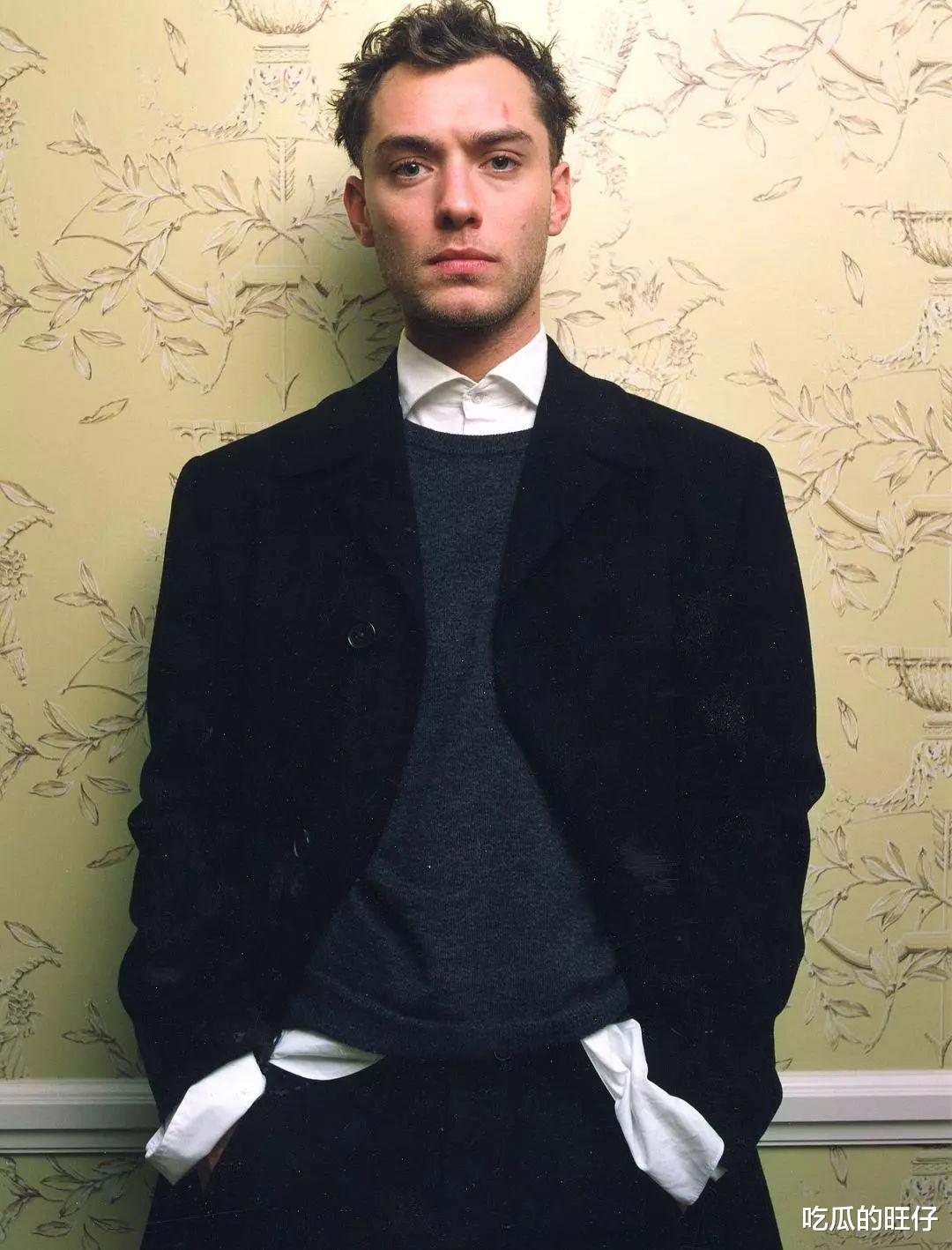 裘德·洛|花心“裘花”：6个孩子4个妈，美貌基因都给女儿，儿子方脸还油腻