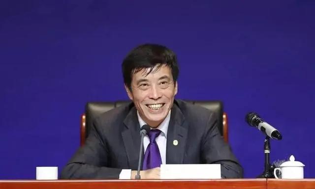 拜仁慕尼黑|国足揪出卧底，足协有大动作，克劳琛夸国足，韦世豪毁前程