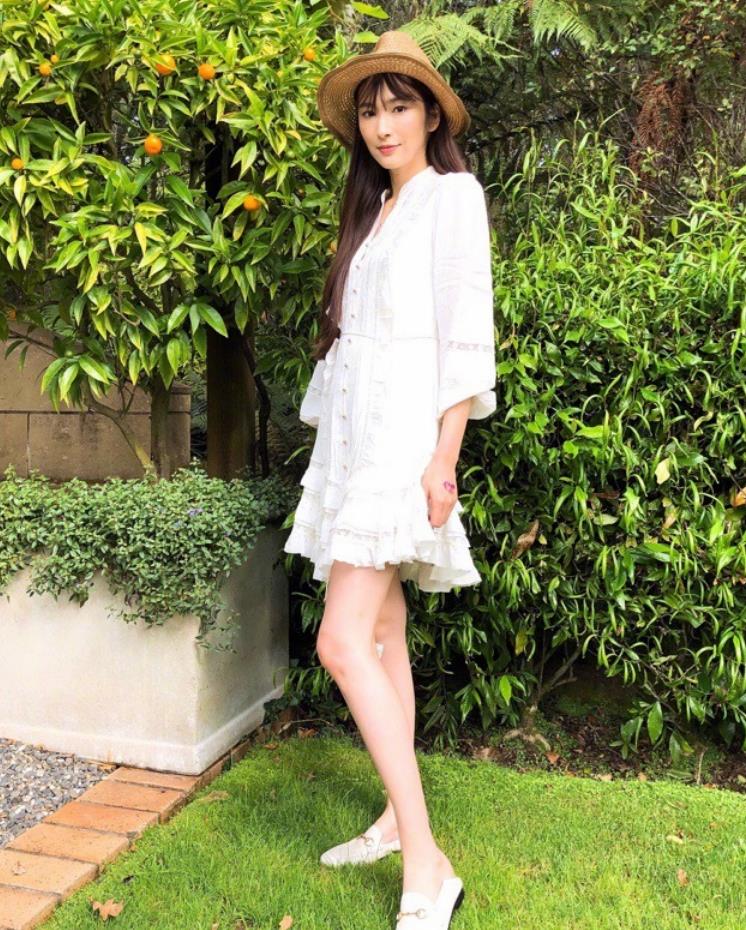 腾讯视频|吴佩慈：35岁未婚先孕，6年连生4胎，如今44岁依旧没能嫁进豪门