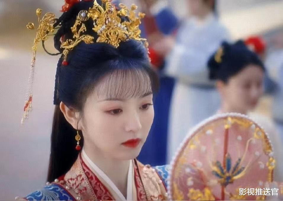 白敬亭|《卿卿日常》太会改编!但凡白敬亭拉垮一点,都镇不住冒尖的配角