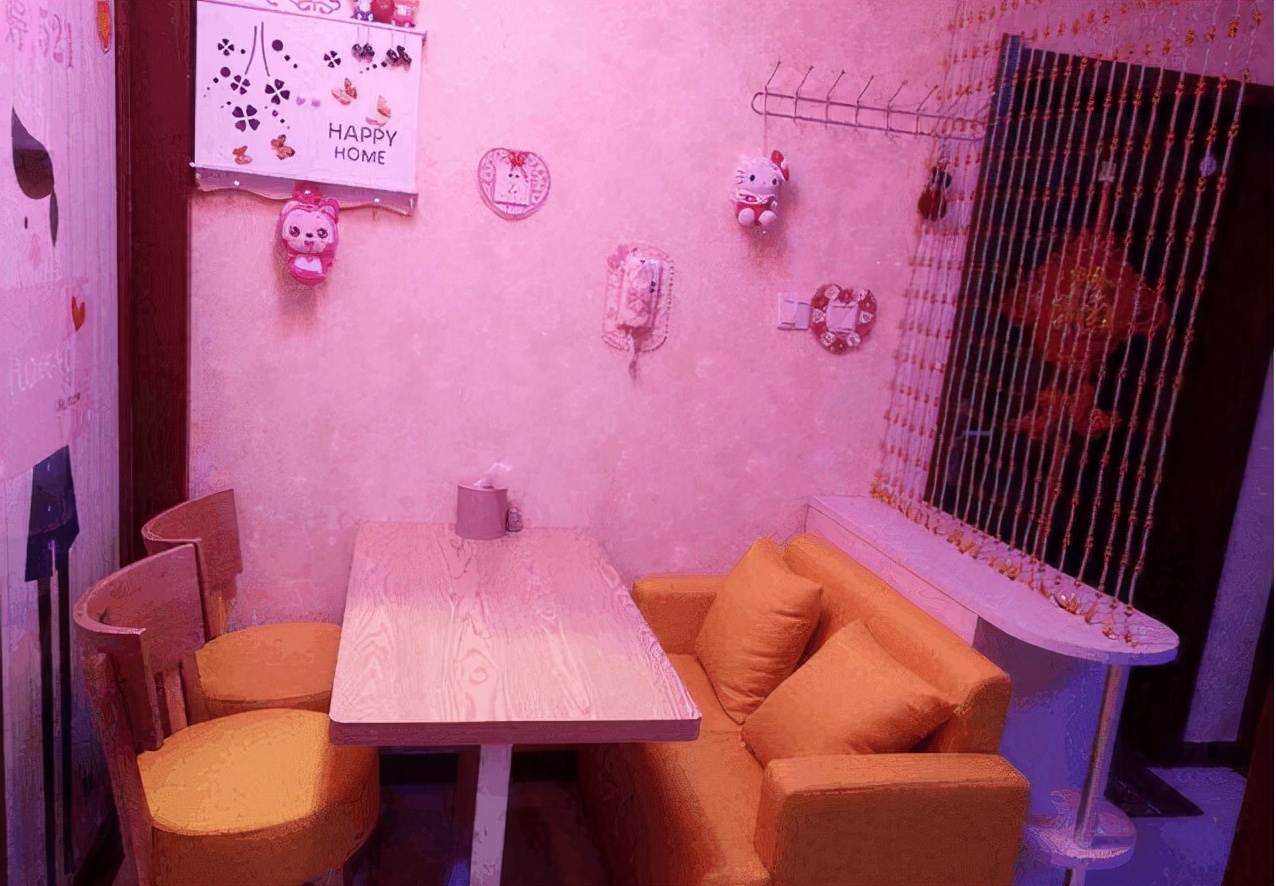 婆婆15.8万帮忙装修的新房,卧室弄成这样,宾客看了好尴尬