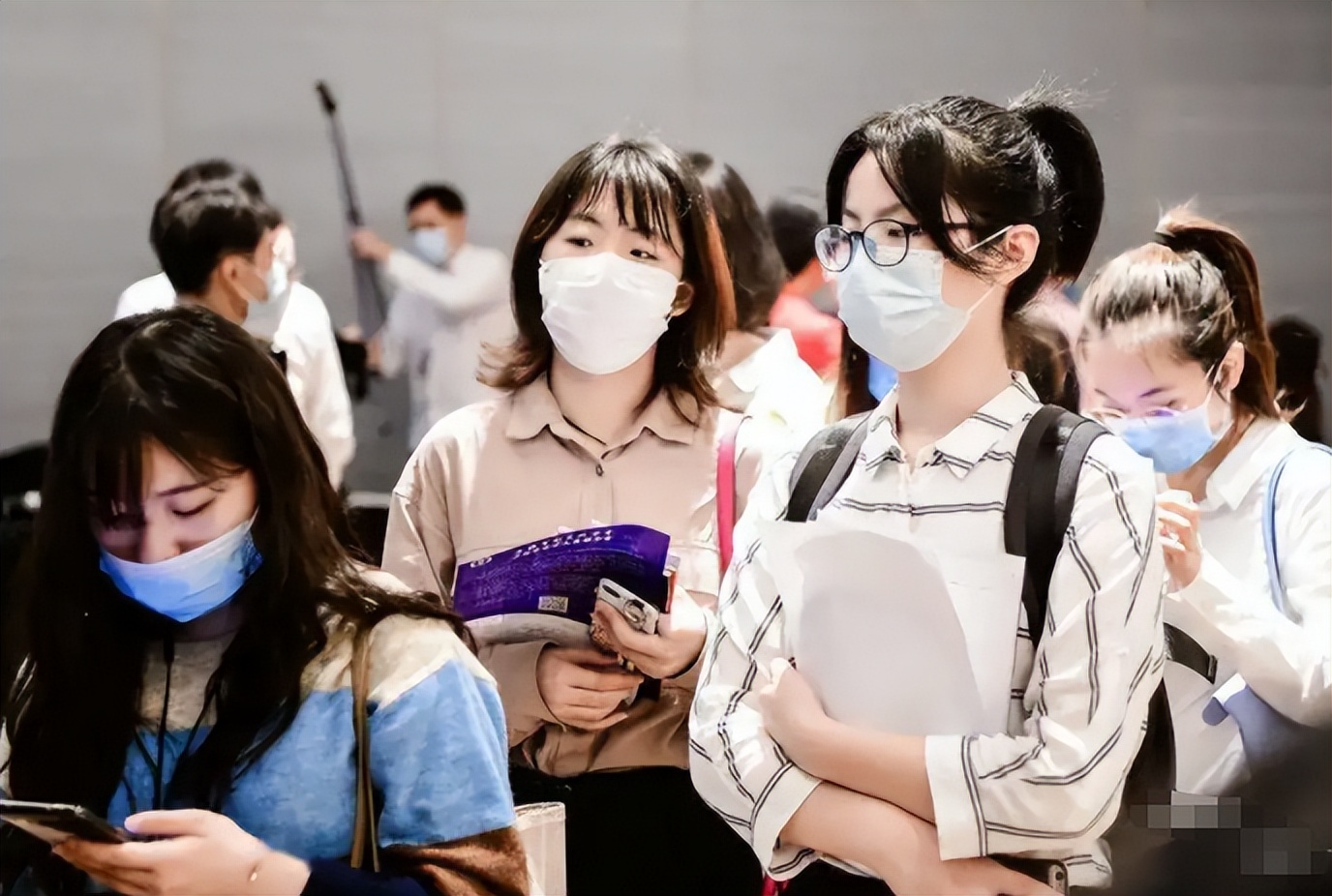 招聘|大连招聘档案信息化专员，禁止有海归经历者报名，网友：干得漂亮