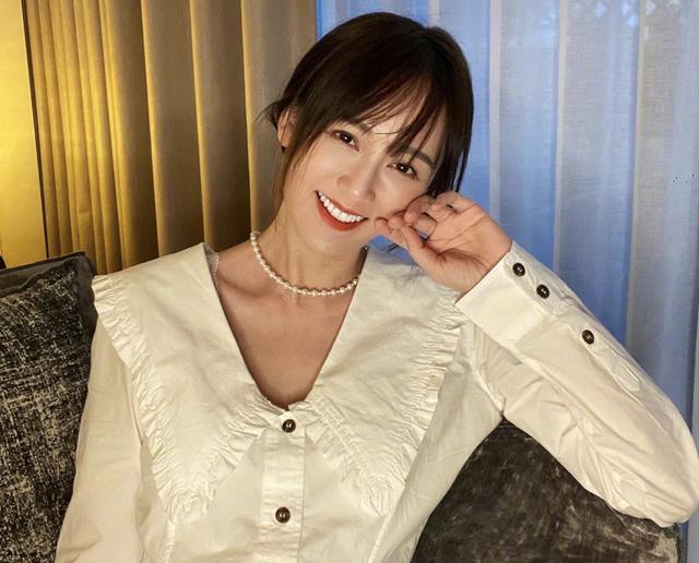 林韦君|林韦君曝近况，肤白貌美似少女，曾与数位男神传绯闻44岁仍单身