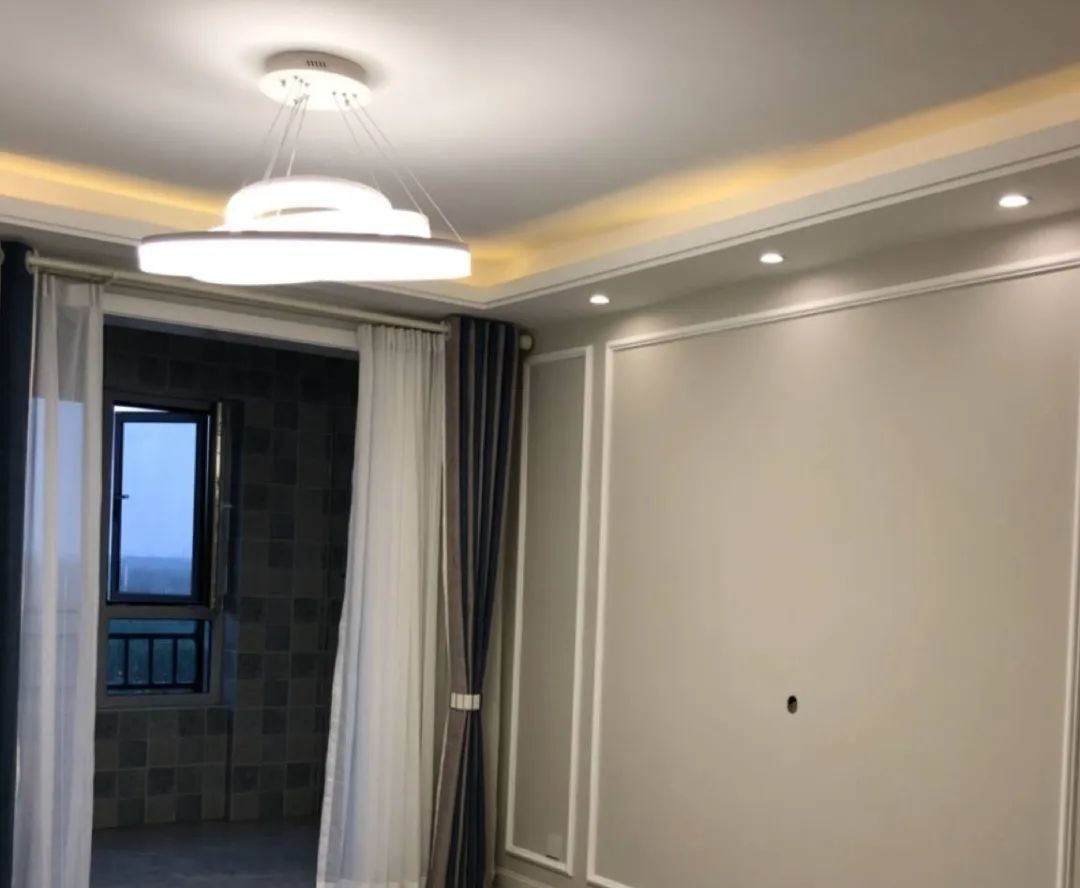 历时两个半月硬装完工,打扫干净效果还不错,忍不住给大家晒晒!