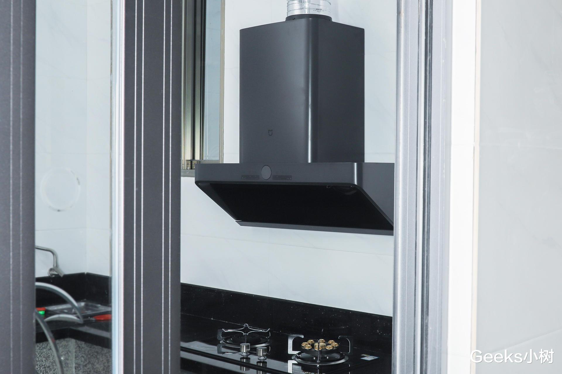 小米又做价格屠夫！2K多硬扛起万元级油烟机，变频升降吸油烟机S1