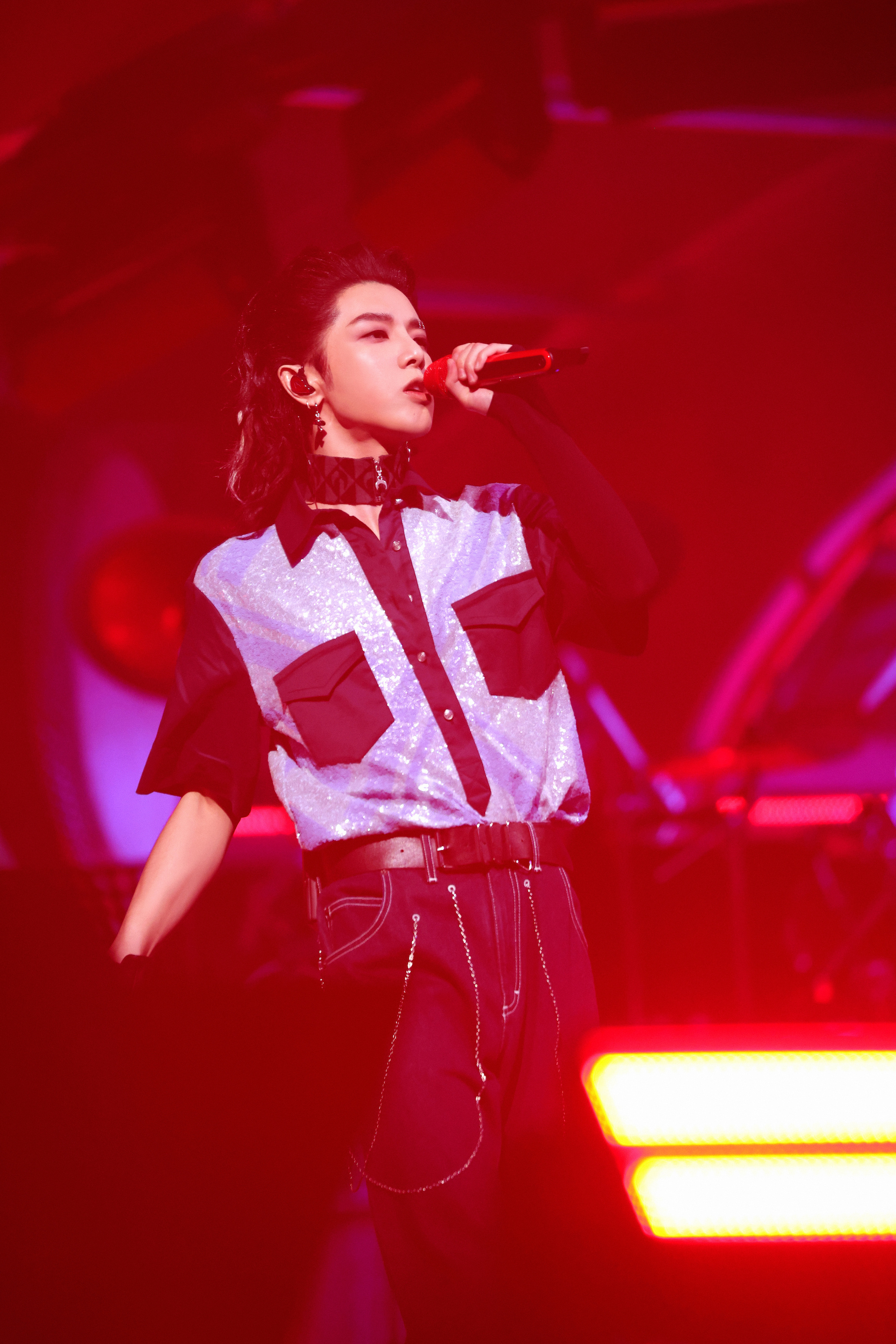 金星|盘点那些年歌王华晨宇的\副业\网友：华晨宇台上台下反差好大！