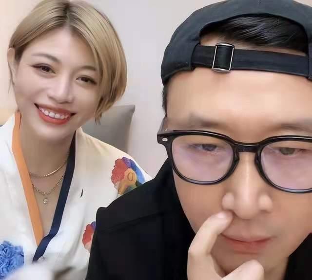 章子怡|汪峰17岁女儿的“女团脸”，简直是复制粘贴她妈，比章子怡还美