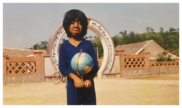 于震寰|“毛孩”于震寰浑身是毛，被投资1000万包装，41岁迎娶90后娇妻