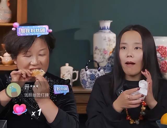 姚策|患难见真情？熊磊带公婆到商场买衣服，姚策堂嫂夸赞磊磊棒棒的