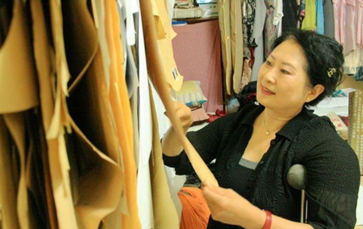 秦岚|58岁的丁志诚的“消失”,是娱乐圈的悲哀和损失