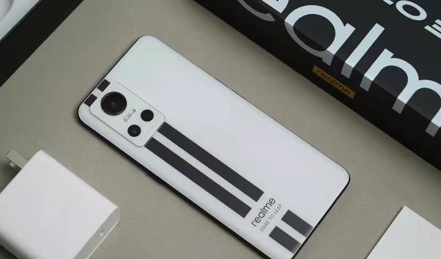 电池|售价2599元起！天玑8100+256GB+150W，明天首销或将一机难求